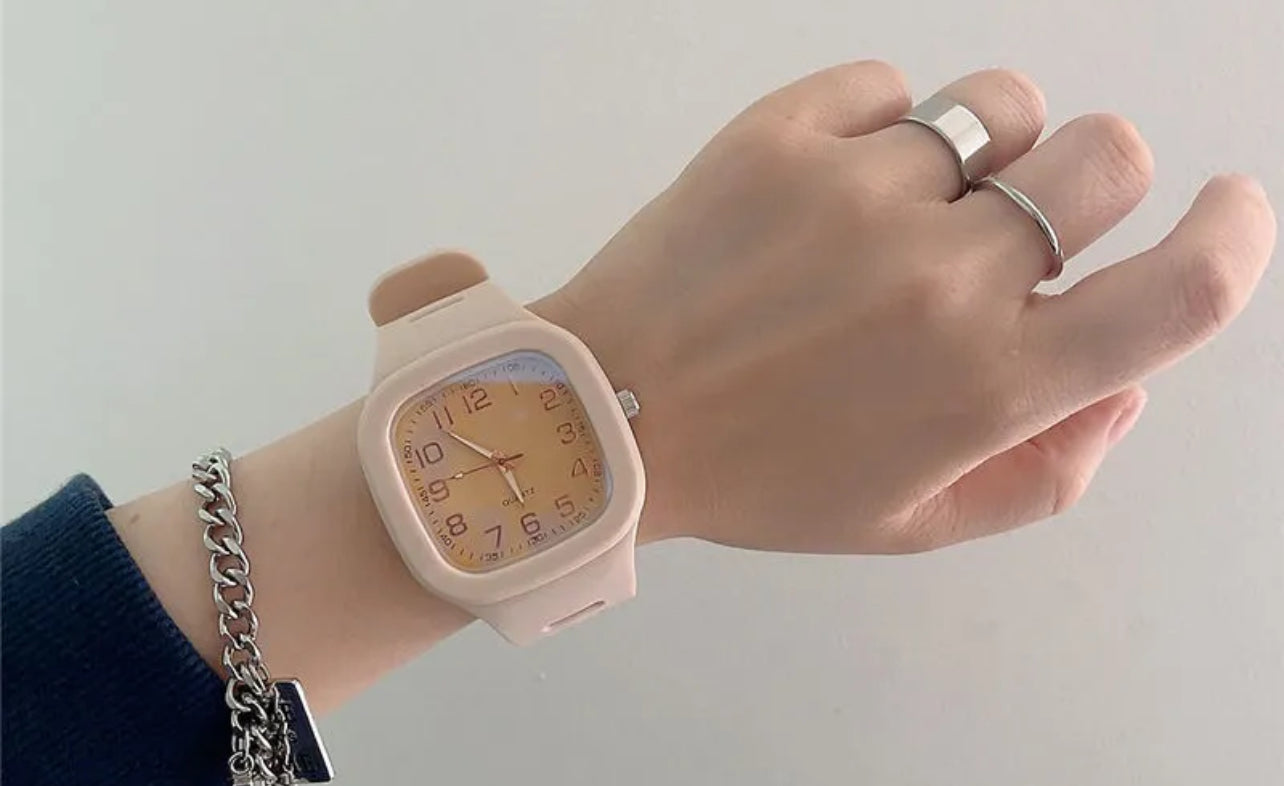 Electronic Womens Watches , watches for nurses, watching for nursing school, secondhand watch