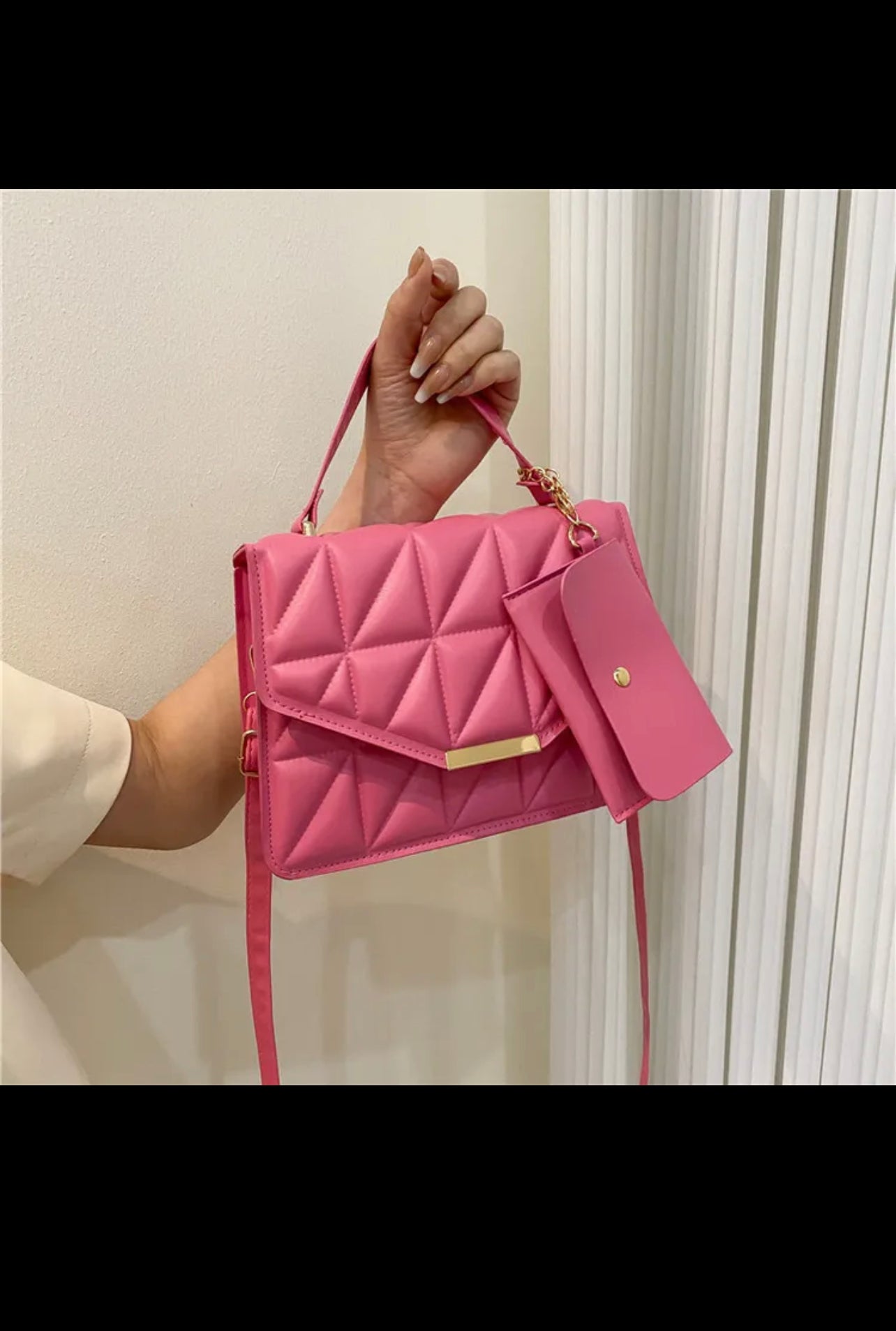 Triangle tip bag
