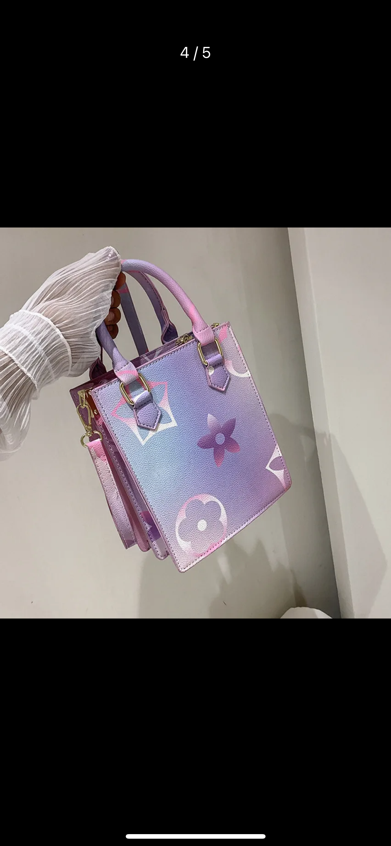 Flower and diamond print purse