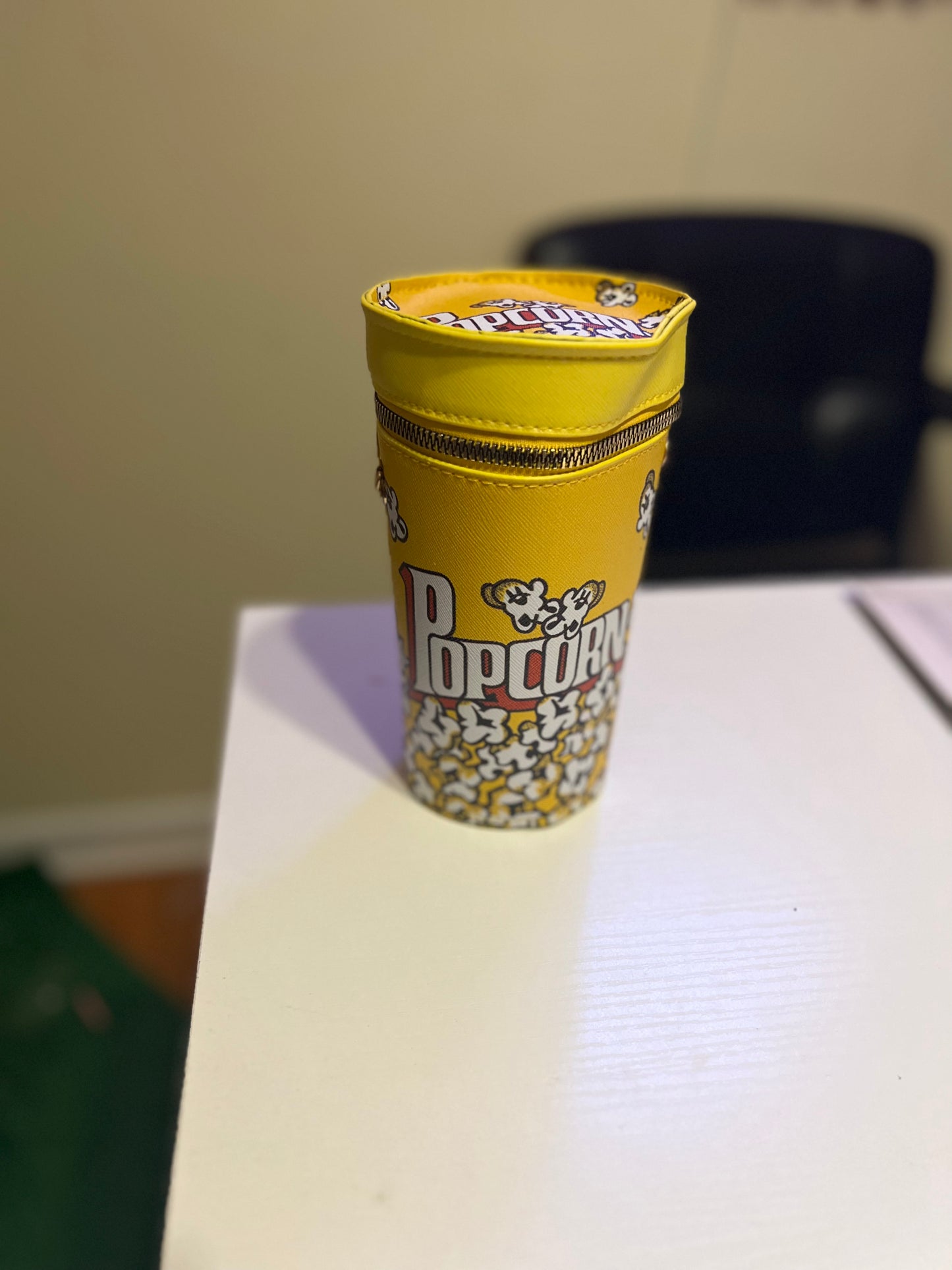 Popcorn purse