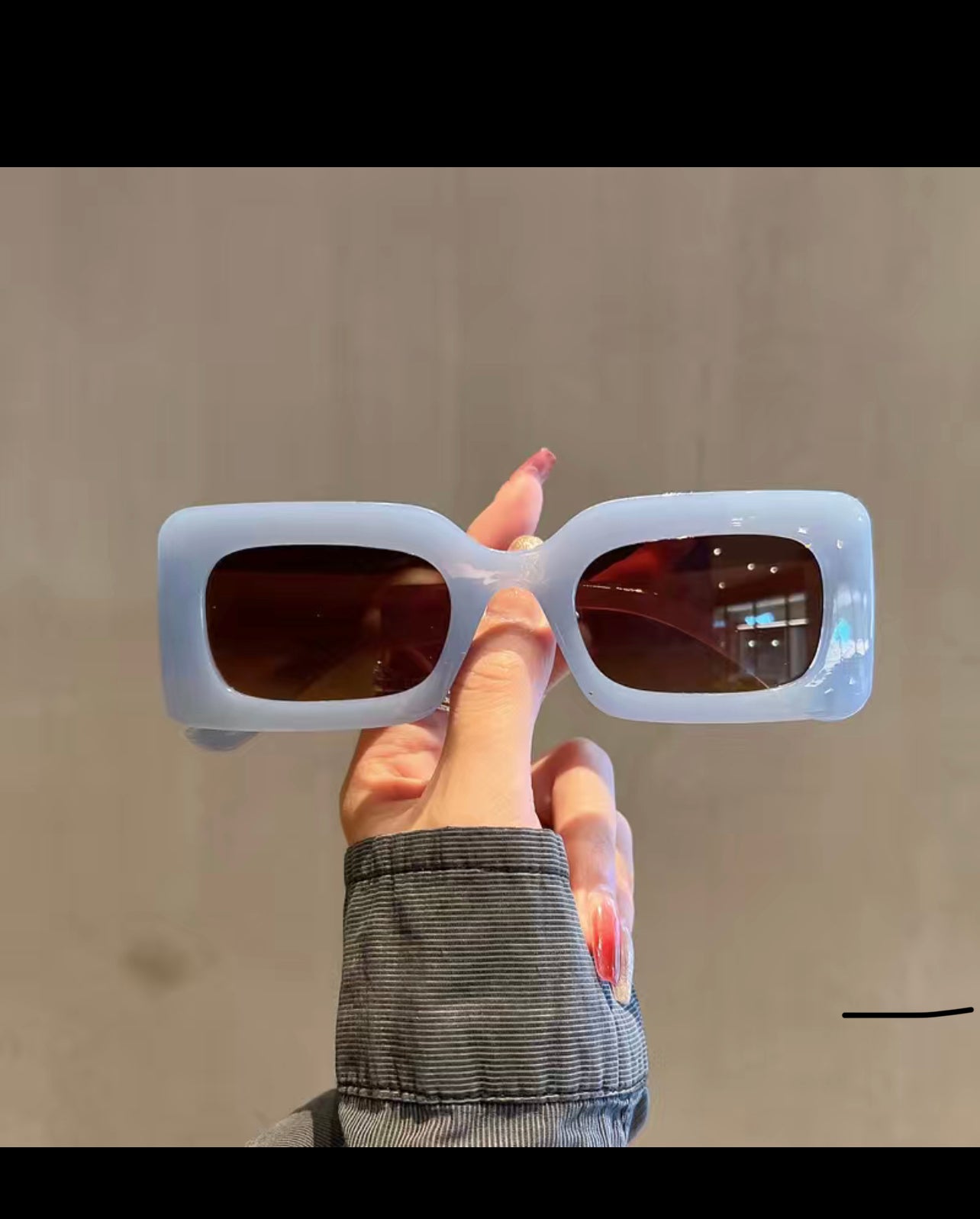 Gel capsules glasses