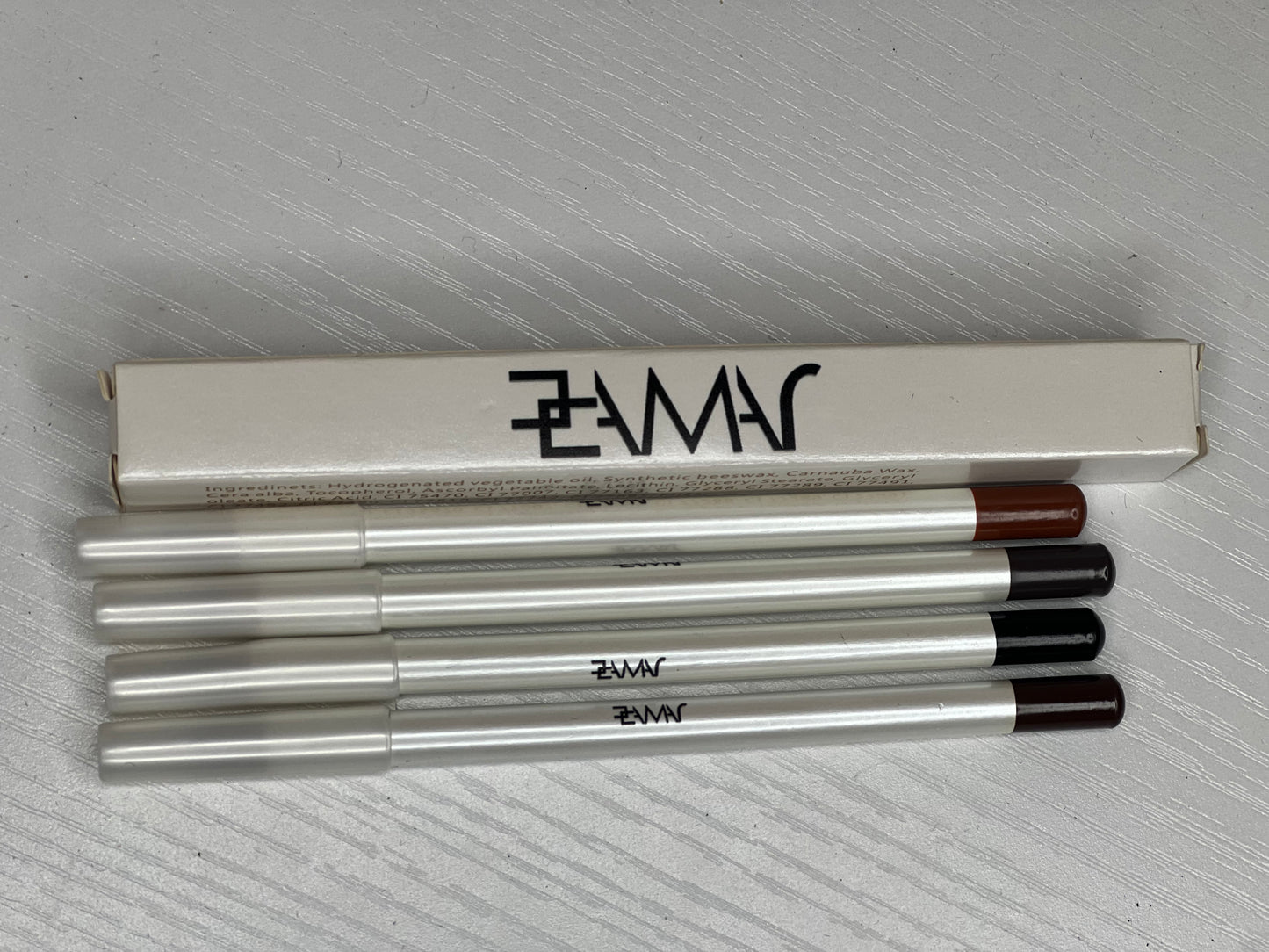 Lip liner by Eamar