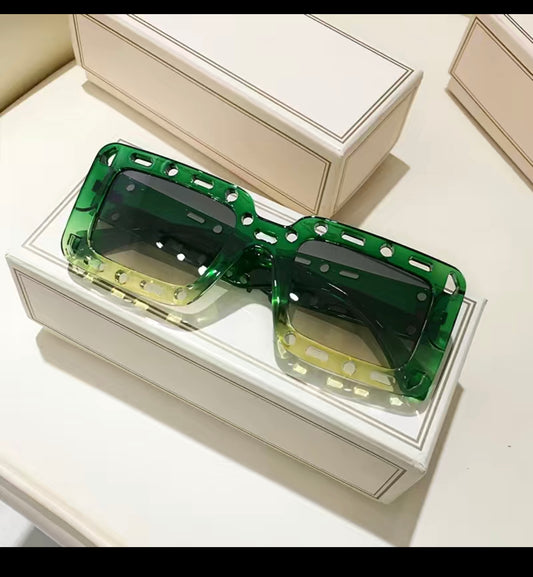 Bar space glasses
