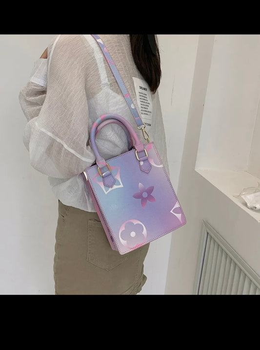 Flower and diamond print purse